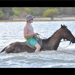 Meet your Posher, Jared